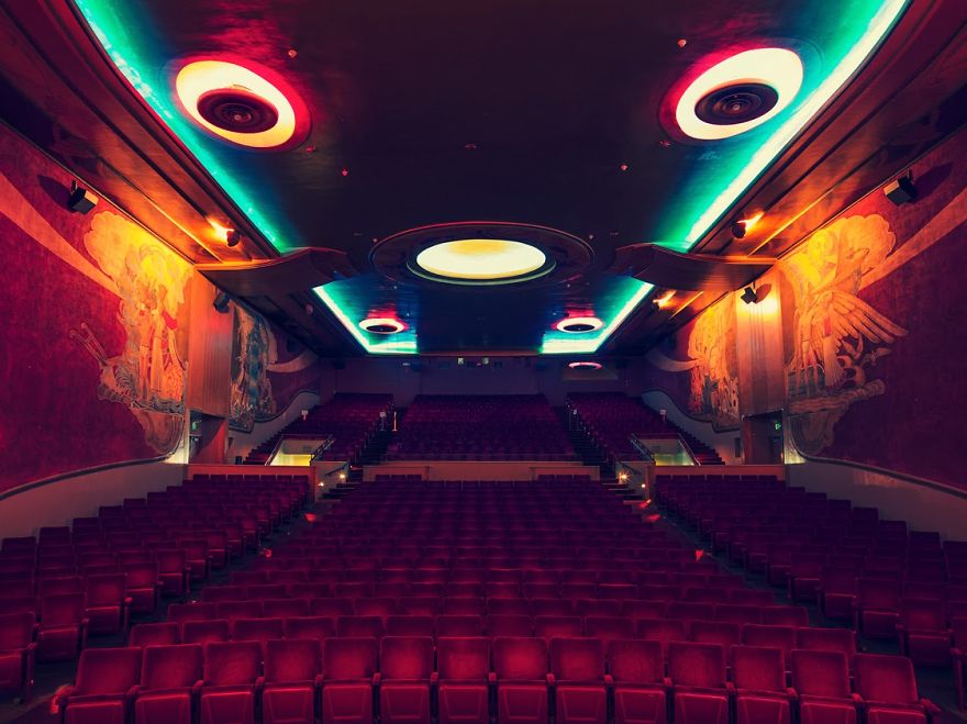 Самые необычные кинотеатры мира. Кинотеатр Orinda, Калифорния