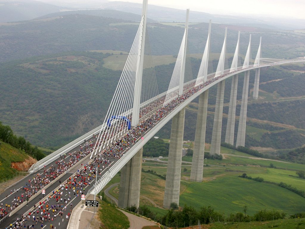 Самые высокие мосты в мире. Виадук Мийо