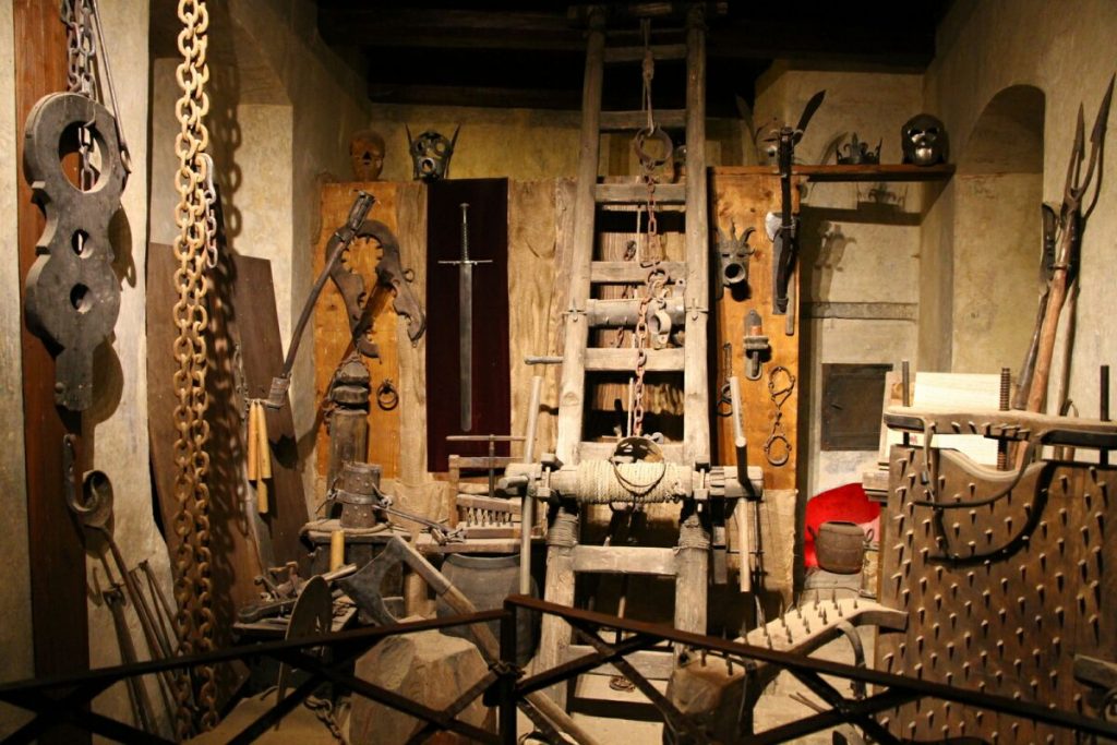 Необычные музеи мира. Музей средневековых пыток