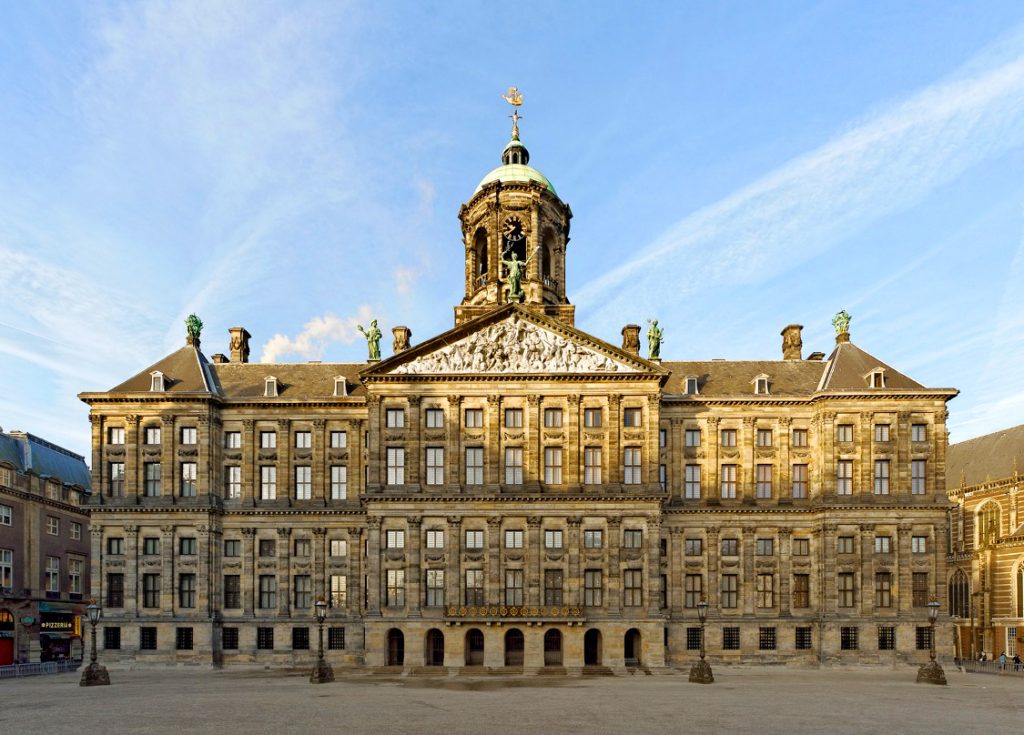 Королевские дворцы. Амстердам
