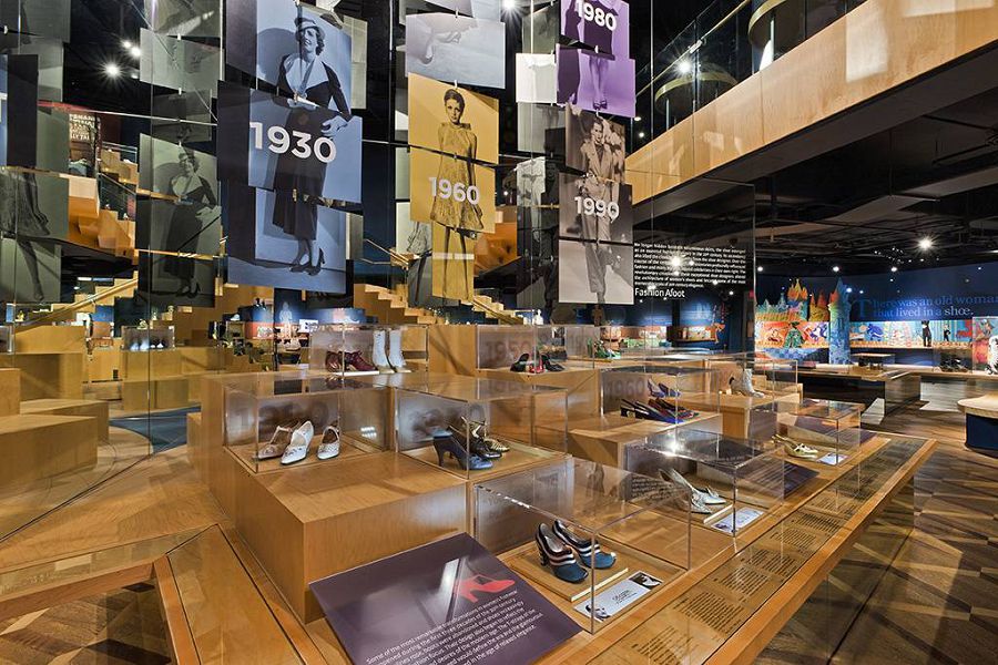 Странные музеи мира. Музей обуви Бата