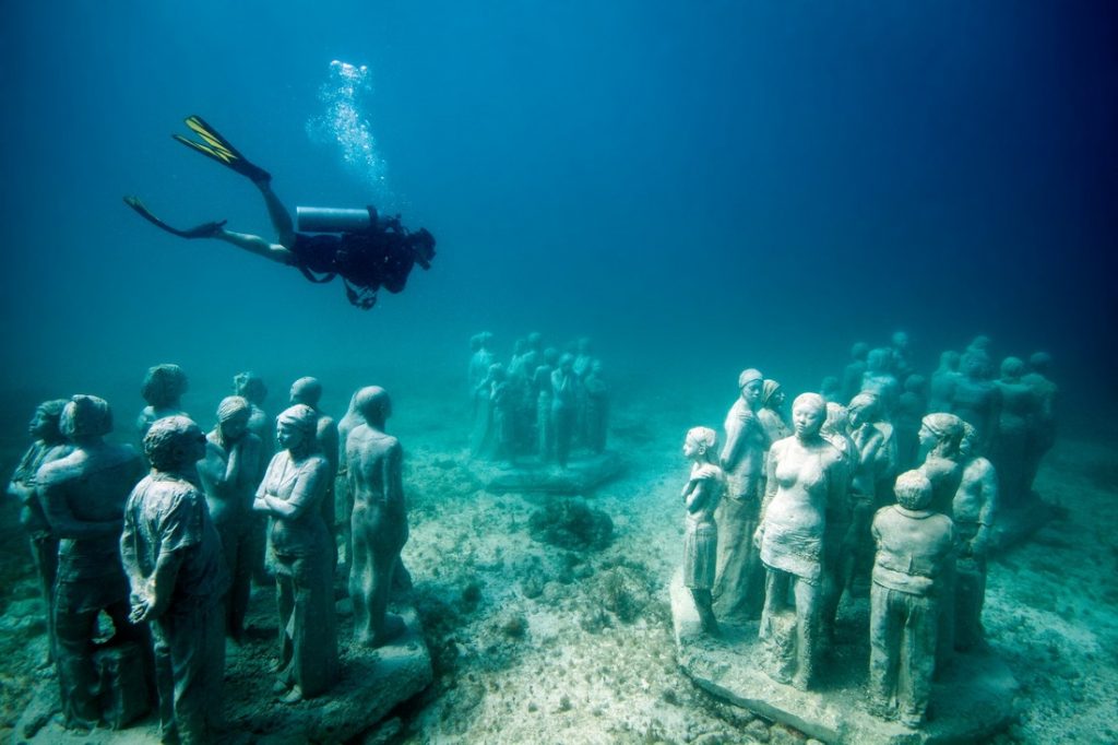 Странные музеи мира. Подводный музей