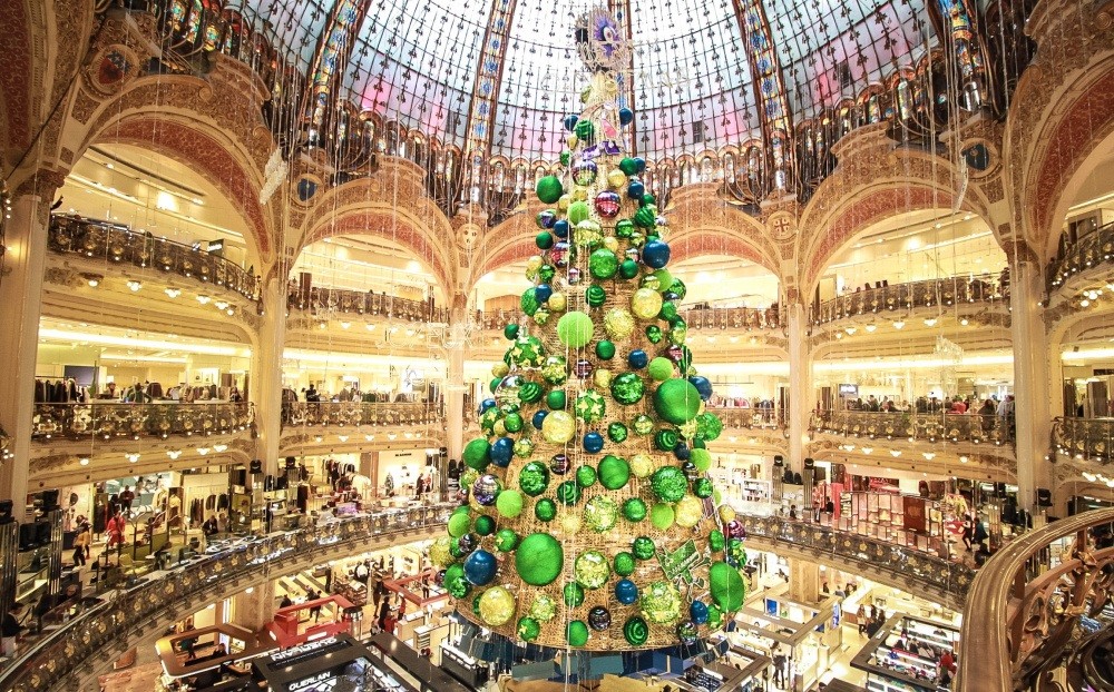 Новогодние елки. Париж