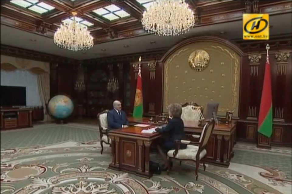 Рабочие кабинеты президентов. Беларись