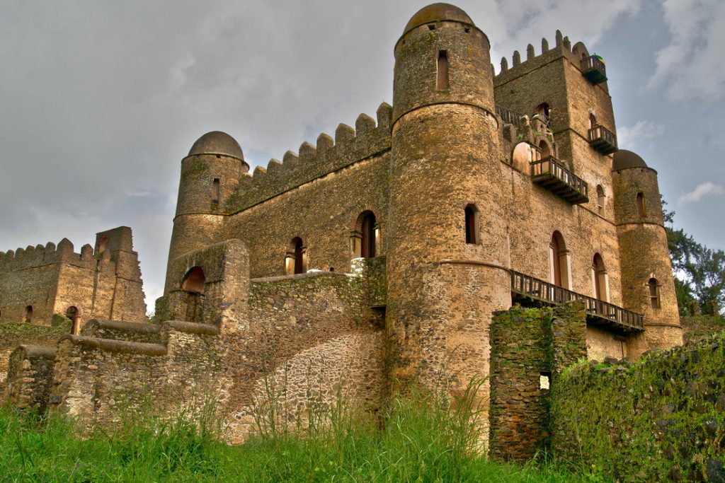 Старые замки. Крепость Фасил-Гебби