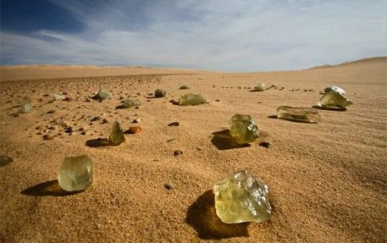 Тайны пустыни Сахара. Ливийское пустынное стекло